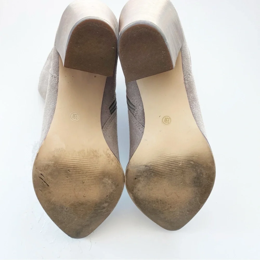 STEVE MADDEN Gray Ladd Western Suede Pointed Toe Ankle Booties - Picture 4 of 9